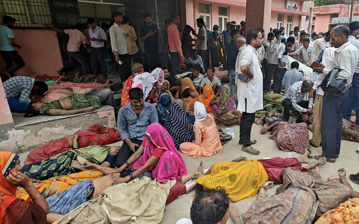 Тиснява на релігійному святі в Індії: загинули вже понад 100 осіб