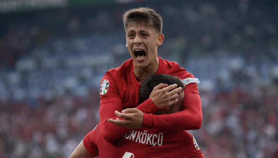 Гюлер повторив досягнення Роналду та Руні