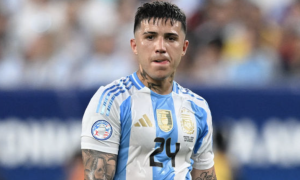 Гравці Челсі масово відписалися від одноклубника з Аргентини через расистську пісню