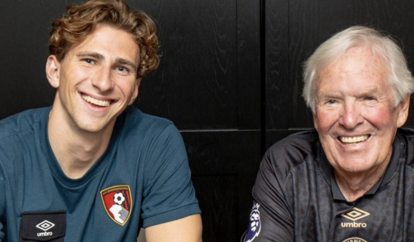 Український футболіст продовжив контракт із клубом англійської Прем'єр-ліги