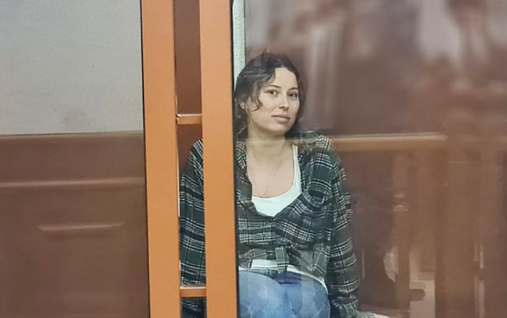 На росії засудили американку до в’язниц: вона зробила донат на ЗСУ 
