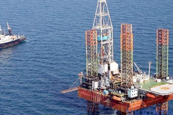 У Чорному морі загорілися всі «вишки Бойка»: супутникові знімки