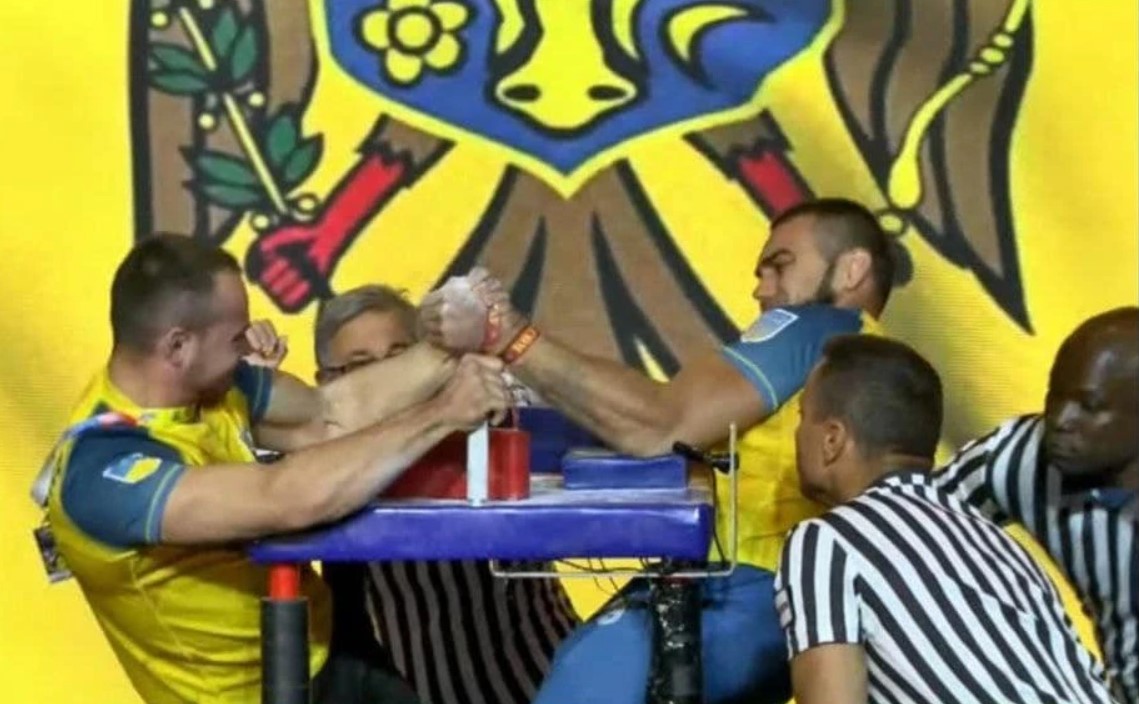 Українець Дмитро Савчук став чемпіоном світу з пара-армрестлінгу