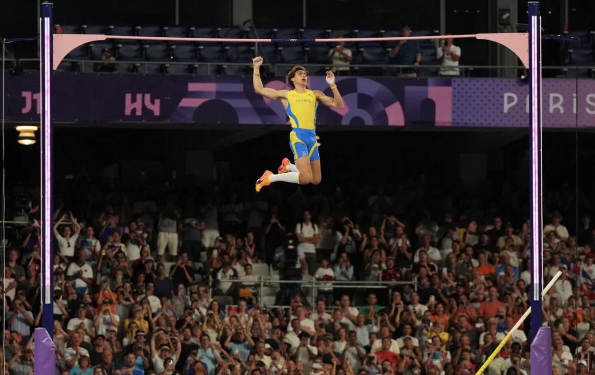 Арман Дюплантіс виграв Олімпіаду і вдев’яте побив світовий рекорд — відео