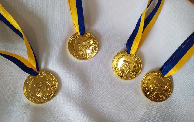 Комітет Ради пропонує скасувати золоті медалі у українських школах