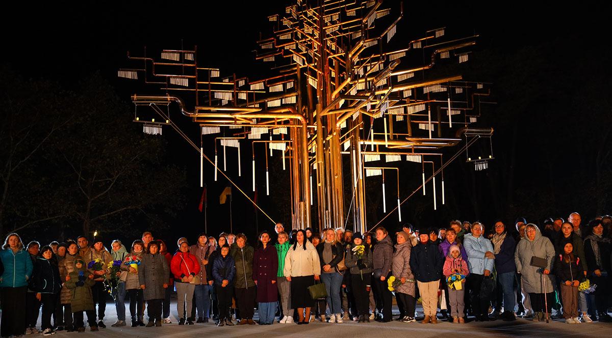 У Запоріжжі відкрили «Дерево пам’яті»