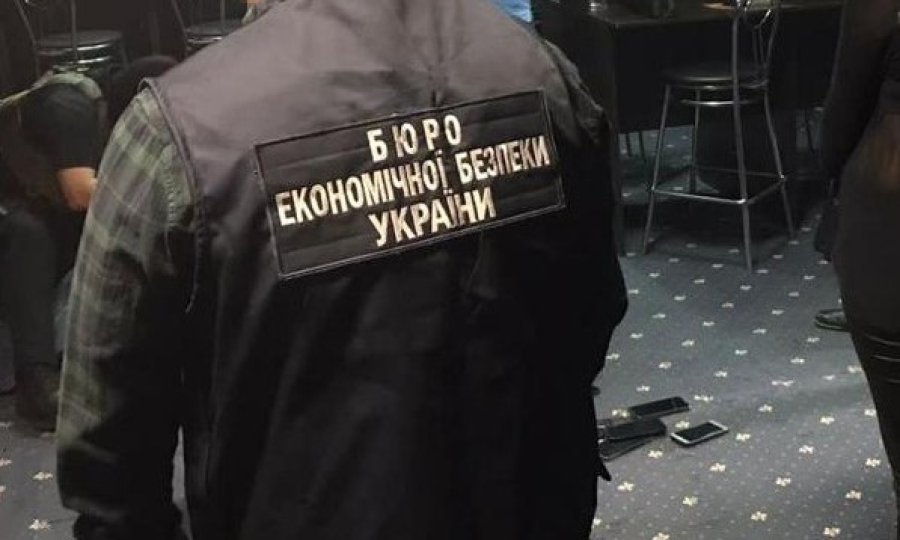 На Львівщині БЕБ вилучило електронні сигарети з забороненими речовинами на мільйони гривень