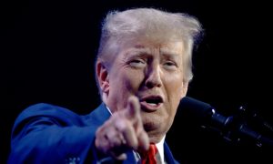 «України більше не існує» та «зупинити війну за добу»: що Трамп говорив про нашу країну? 