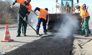 АМКУ оштрафував дві компанії за змову на торгах із ремонту доріг