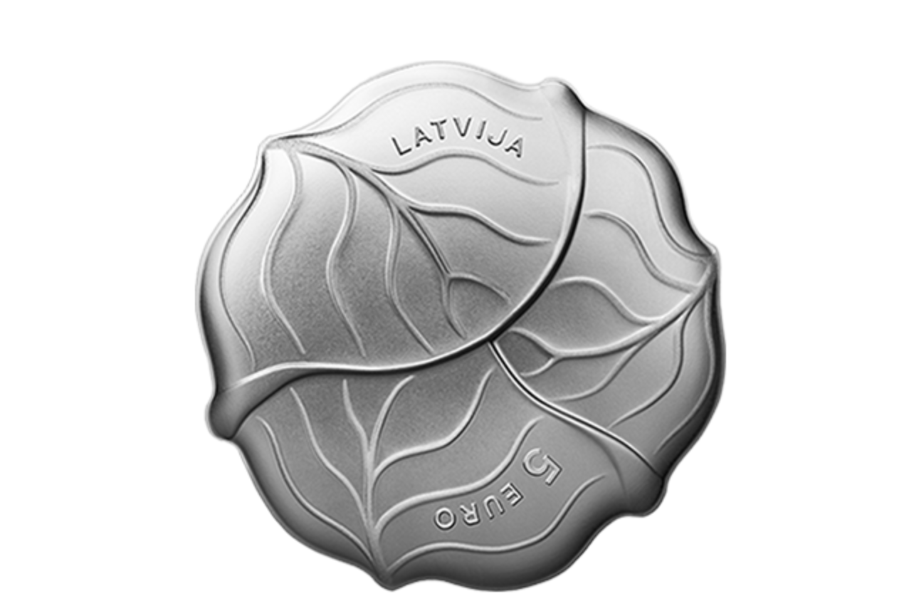 У Латвії випустять монету у формі капусти