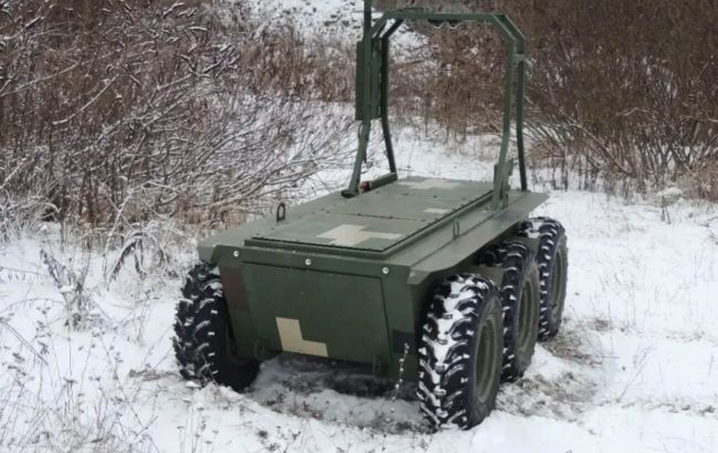 Україна впровадила новий роботизований комплекс для війська «Равлик»