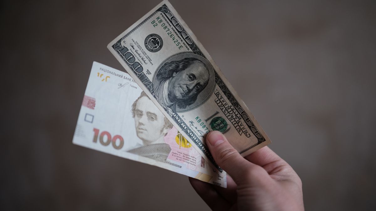 Курс долара оновив четвертий історичний максимум поспіль