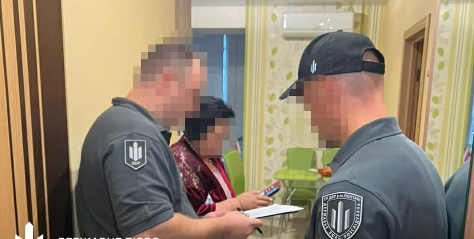 На Дніпропетровщині командира військової частини підозрюють у махінаціях з одягом на 140 млн грн