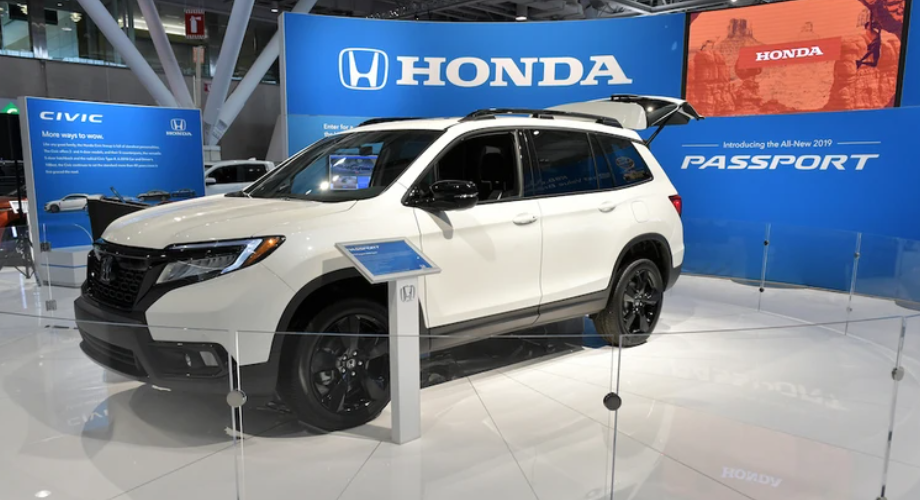 У США перевірять сотні тисяч автомобілів Honda: деталі 