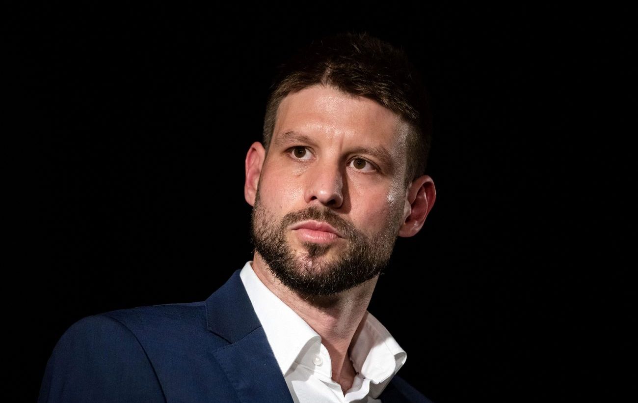 Лідер опозиції Словаччини спростував, що говорив із Зеленським про відправку військ в Україну