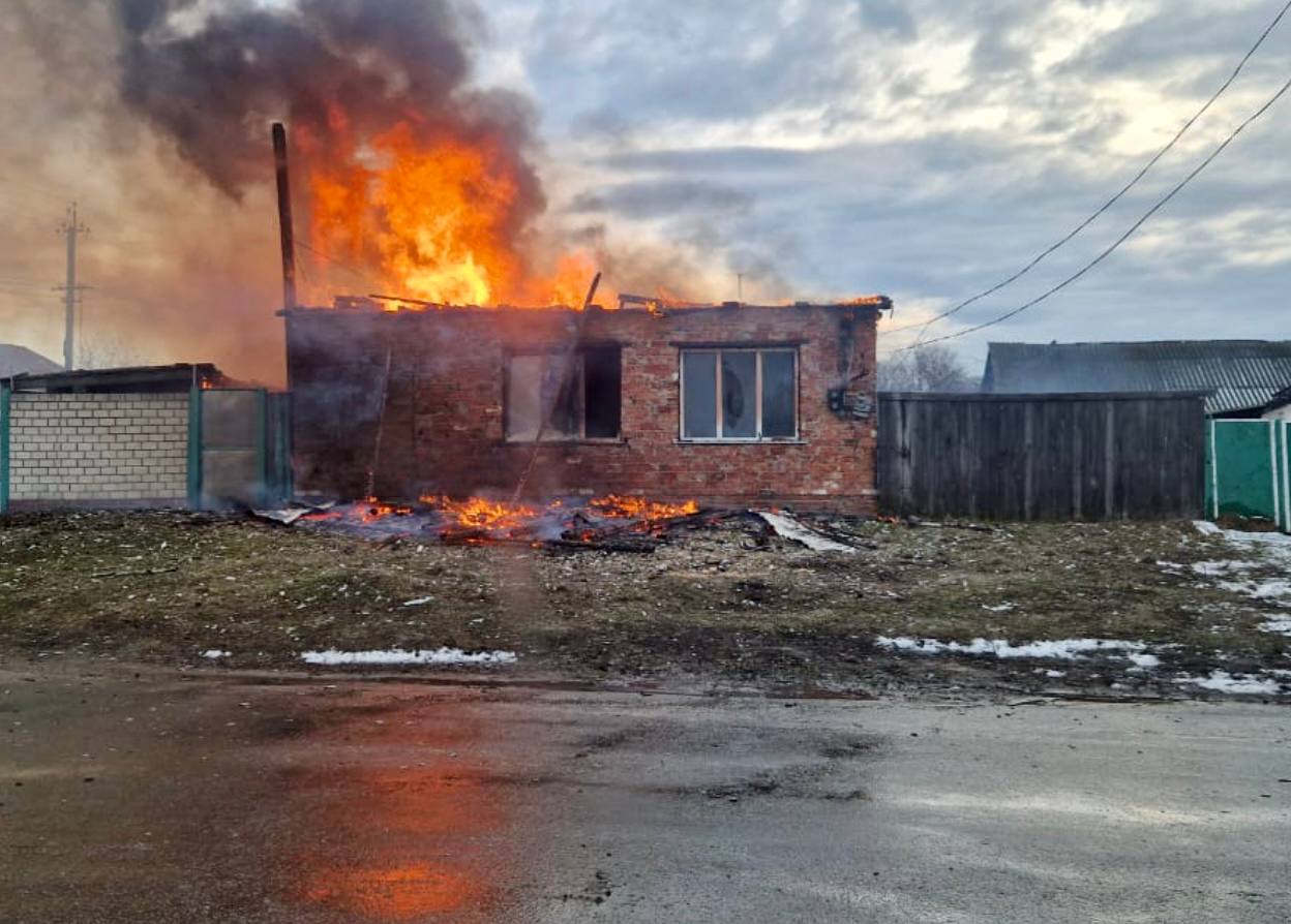 У Чернігівській області окупанти вдарили по місту прикордоння, є поранені