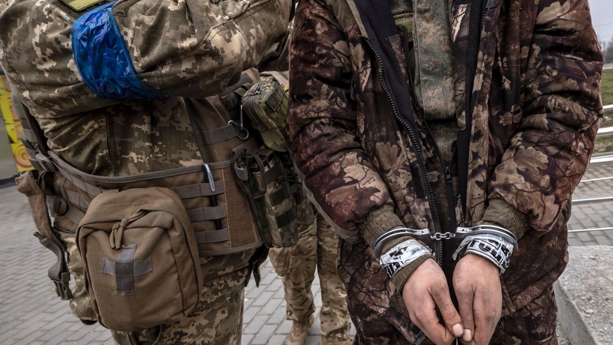 ЗСУ взяли в полон понад 100 військових рф з тимчасово окупованого Криму