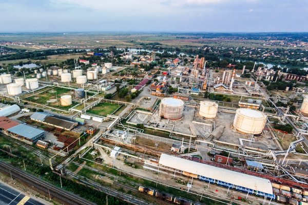 Найбільший НПЗ на півдні росії втратив половину потужностей після пожежі