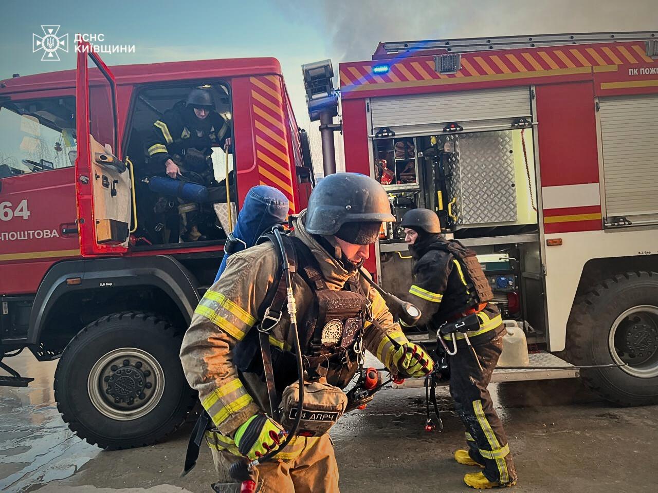 Росіяни вранці вдарили по багатоповерхівці у центрі Херсону