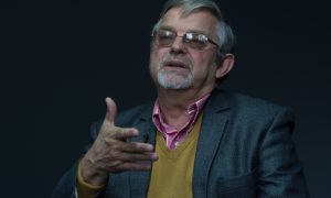 „To gra polityczna i próba wręczenia czeku Ukrainie": ekspert o planach Trumpa dotyczących ukraińskiego podziemia