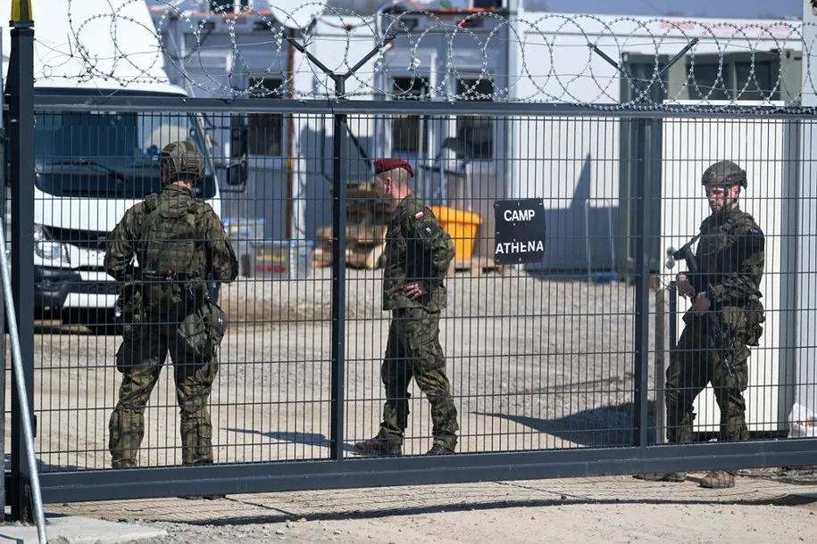 RMF24: Міністр оборони Польщі прокоментував виведення військ США зі стратегічного аеропорту